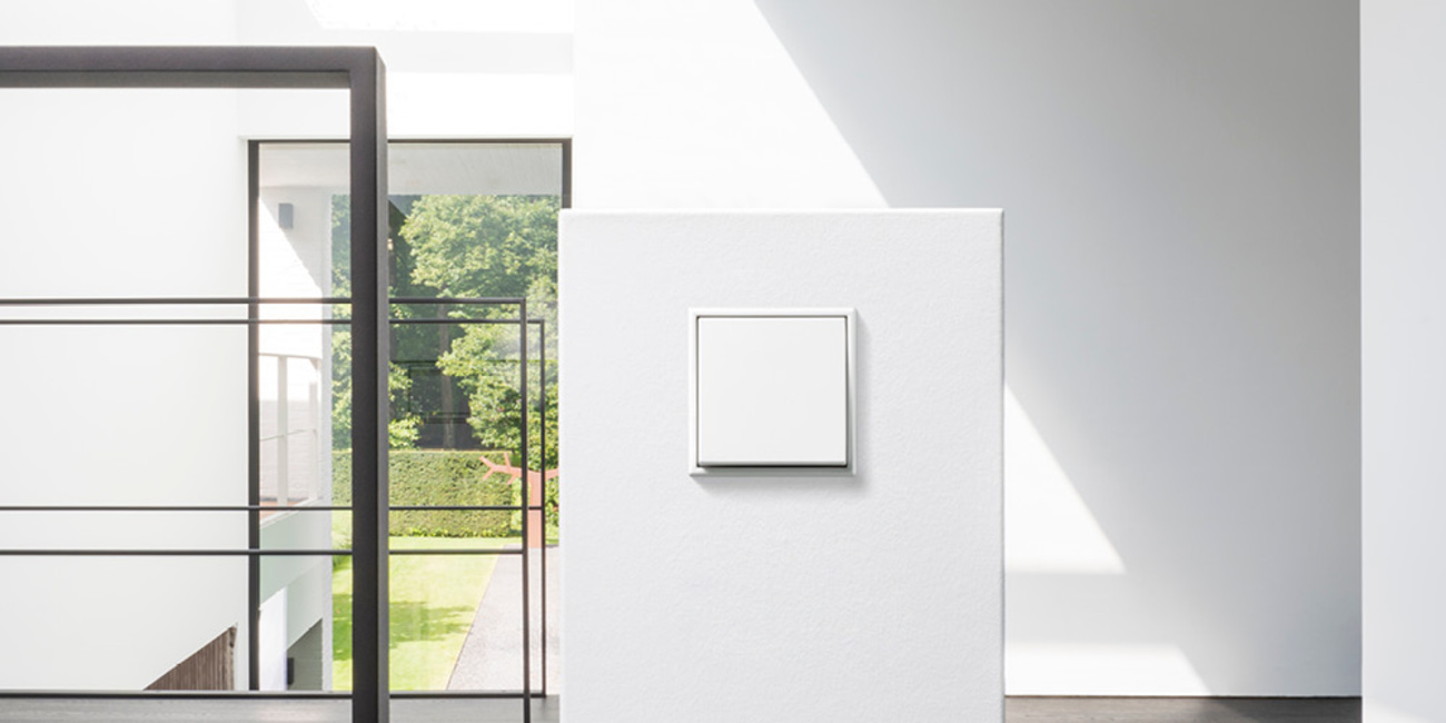 JUNG Schalterprogramme bei Ottmar Krieger Elektrotechnik GmbH in Frankfurt